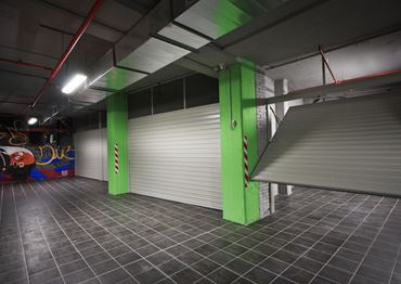Garages in Piazza Brà